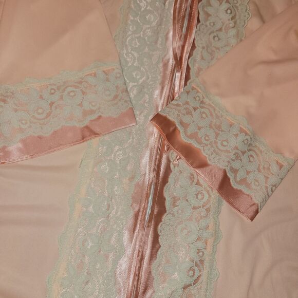 Vintage Union Made ILGWU Peach Pink Ivory Lace House Coat Robe Snowdon M - Picture 6 of 13